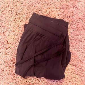 lululemon black joggers size 2